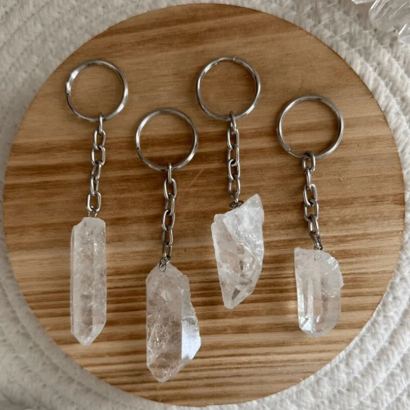 Baby Natura Bergkristal punt sleutelhanger