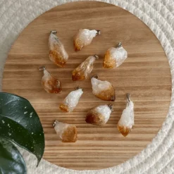 Baby Natura Citrien ruwe edelsteen hanger – Vreugde & Positiviteit