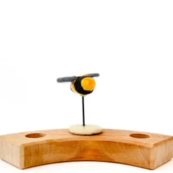 Klein dappertje Bijtje steker