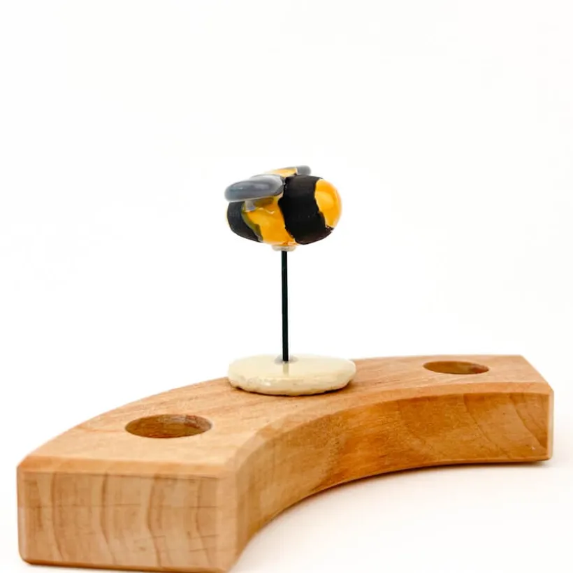 Klein dappertje Bijtje steker