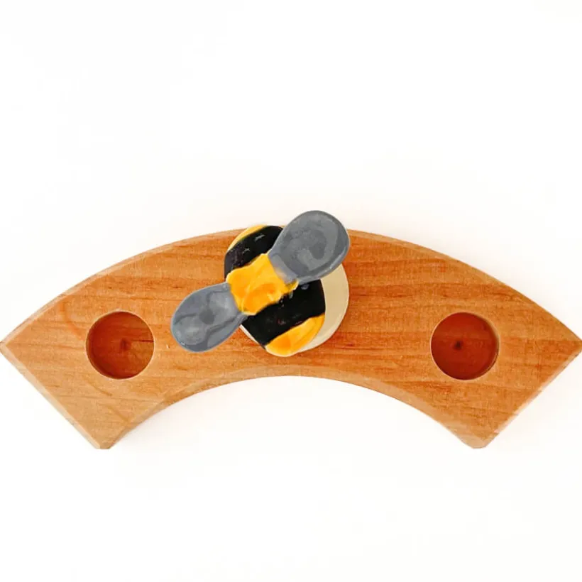 Klein dappertje Bijtje steker