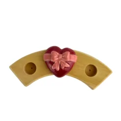 Klein dappertje Hart met strik steker